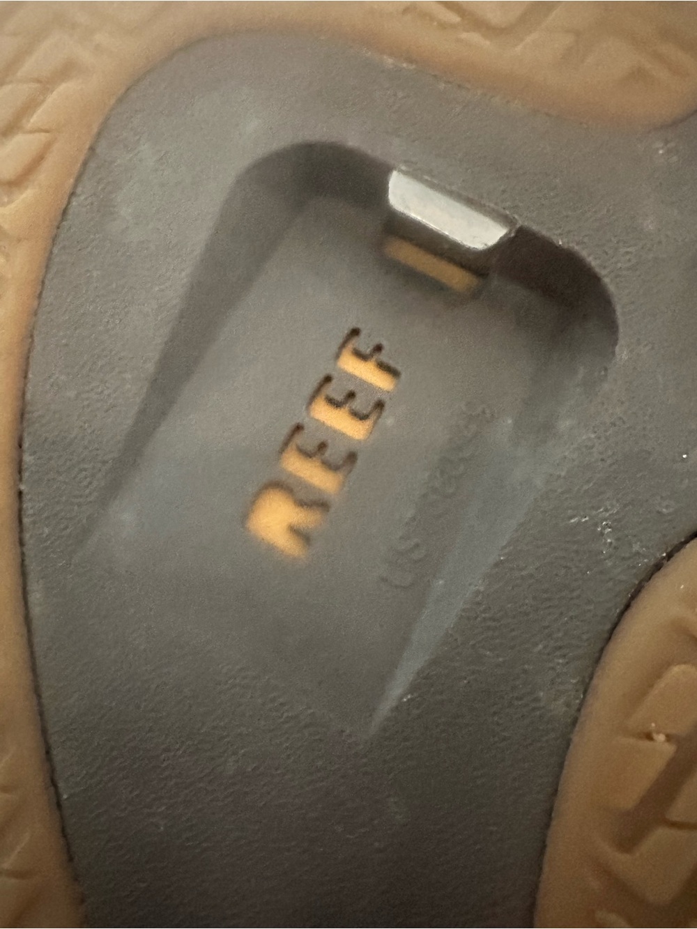 REEF men’s flip flops - Picture 9 of 10